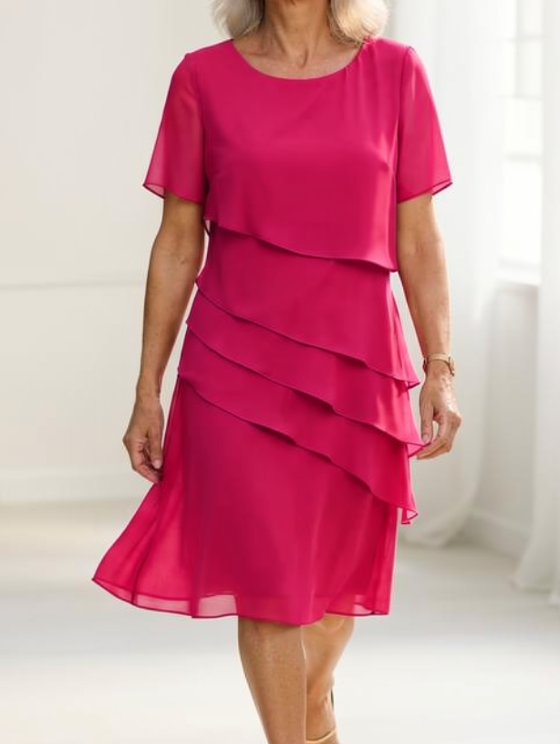 Aurélie | Elegante soepelvallende jurk met ruches