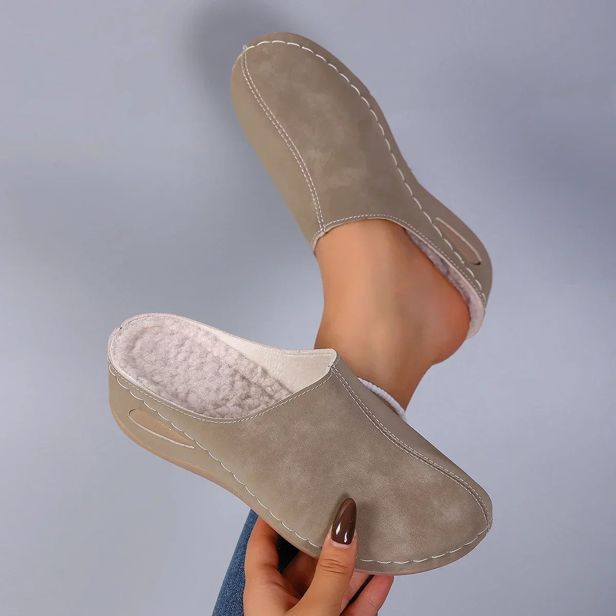 CYRENA | Orthopedische Pantoffels met Dagelijks Comfort en Tijdloze Huisstijl
