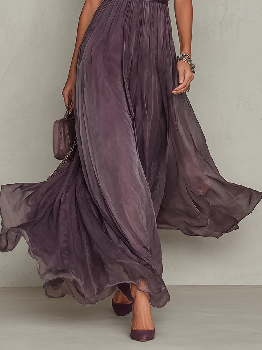 Liliana | Lange Jurk met Keyhole Halslijn en Chiffon Kantdetails
