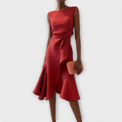 ESMÉE – Asymmetrische Midi Jurk met Drapage