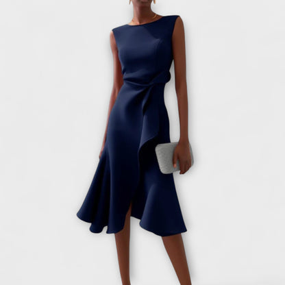 ESMÉE – Asymmetrische Midi Jurk met Drapage
