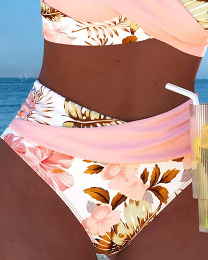 Rosina | Bikini met bloemenprint en contrastdetails