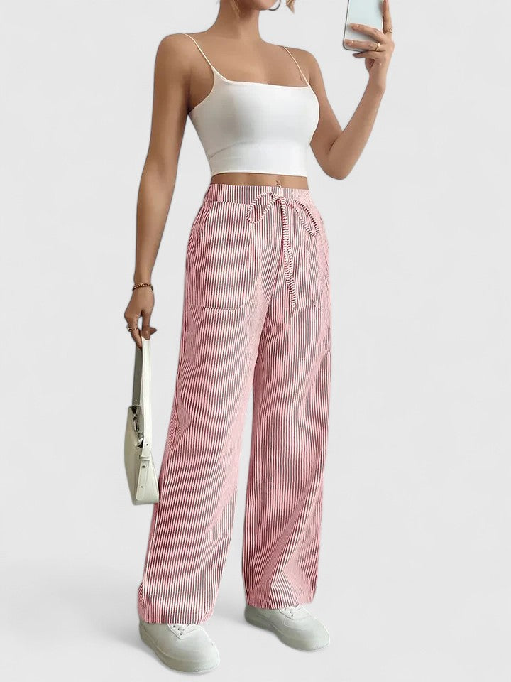 ODELIA | Ruime en comfortabele broeken met elegante details