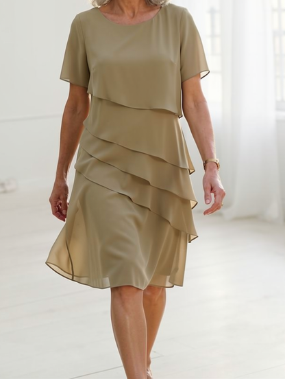 Aurélie | Elegante soepelvallende jurk met ruches