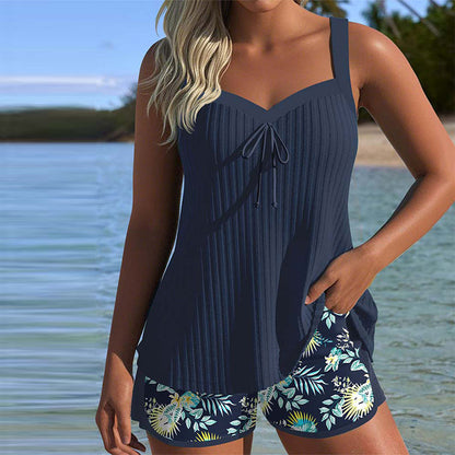 Nerina | Gestreepte tankini met tweedelige badeshort