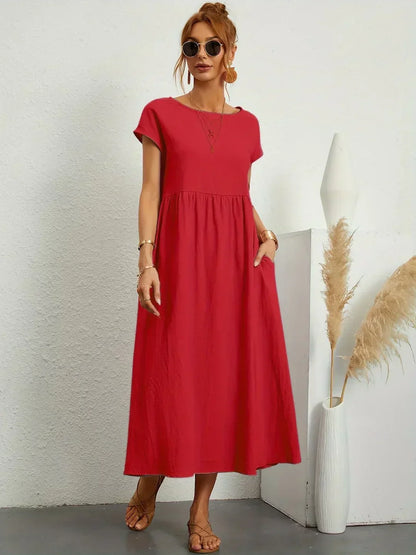 Emilie | Soepelvallende midi-jurk met tijdloze elegantie