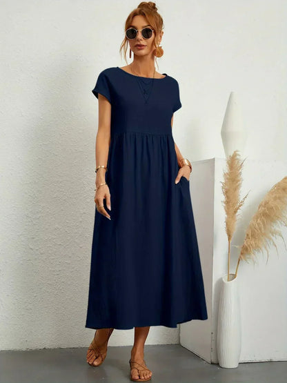Emilie | Soepelvallende midi-jurk met tijdloze elegantie