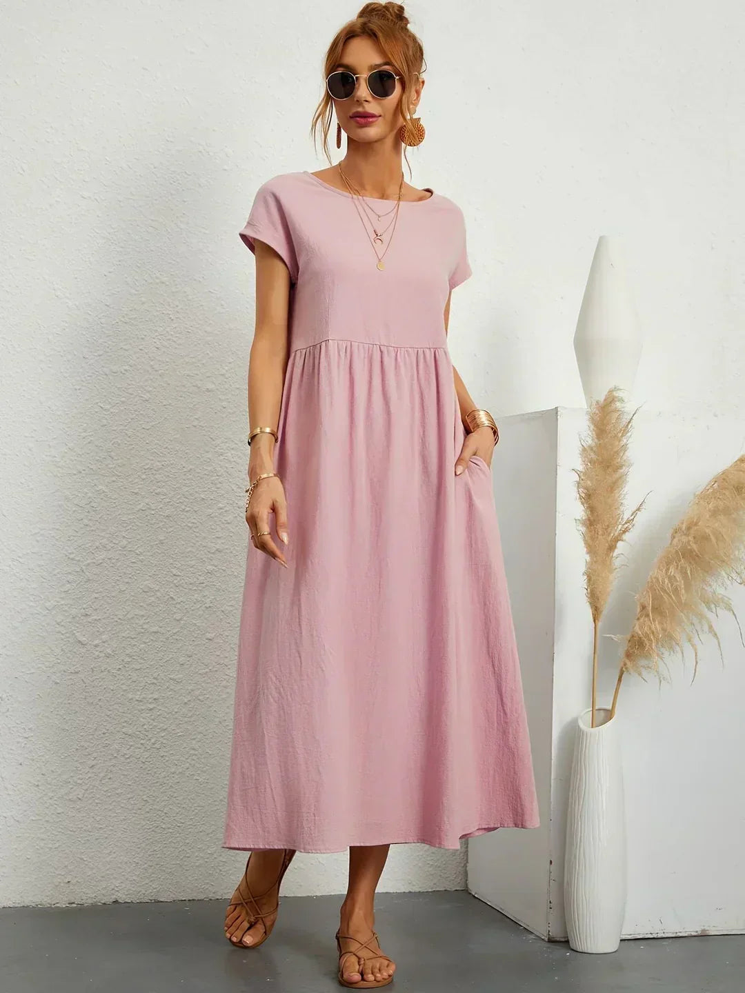 Emilie | Soepelvallende midi-jurk met tijdloze elegantie
