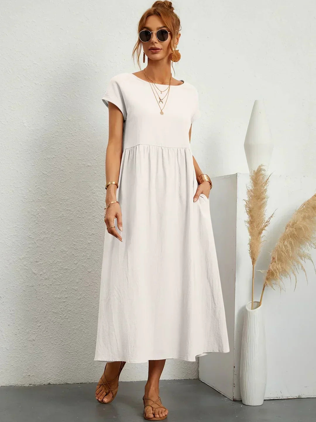 Emilie | Soepelvallende midi-jurk met tijdloze elegantie