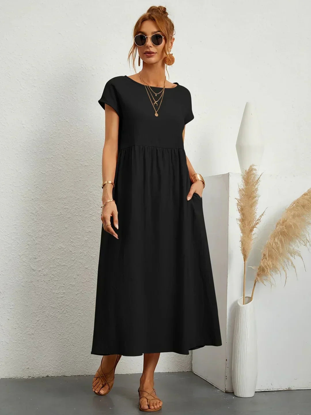 Emilie | Soepelvallende midi-jurk met tijdloze elegantie