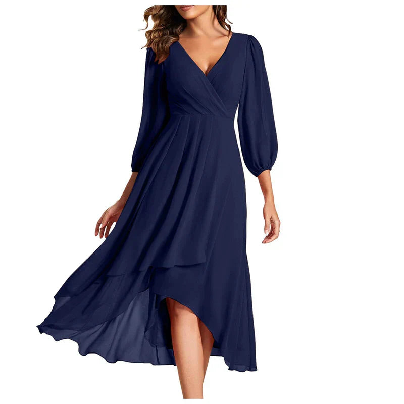 Serena | Elegante jurk met asymmetrische zoom en vloeiende mouwen Verfijnde uitstraling voor iedere gelegenheid