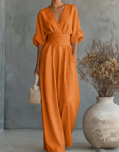 Livia – Elegante jumpsuit met V-hals en wijde pijpen