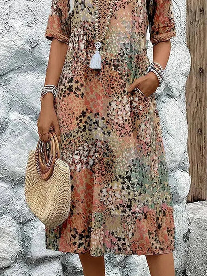 Mirelle | Jurk met V-hals en stijlvolle print