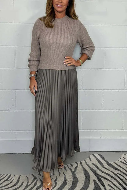 Klaudia | Maxi-jurk met Gebreide Top en Geplooide Rok