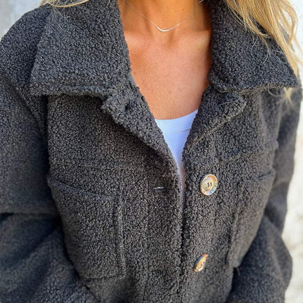 GAËLLE | Elegante Korte Jas met Revers en Chic
